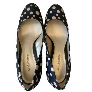 Liz Claiborne polka dotted round toes navy pumps 3” heels size 6